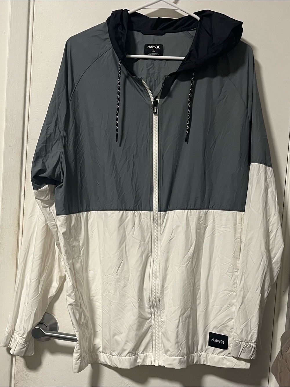 Hurley Two-Tone Gray and White Hooded Windbreaker